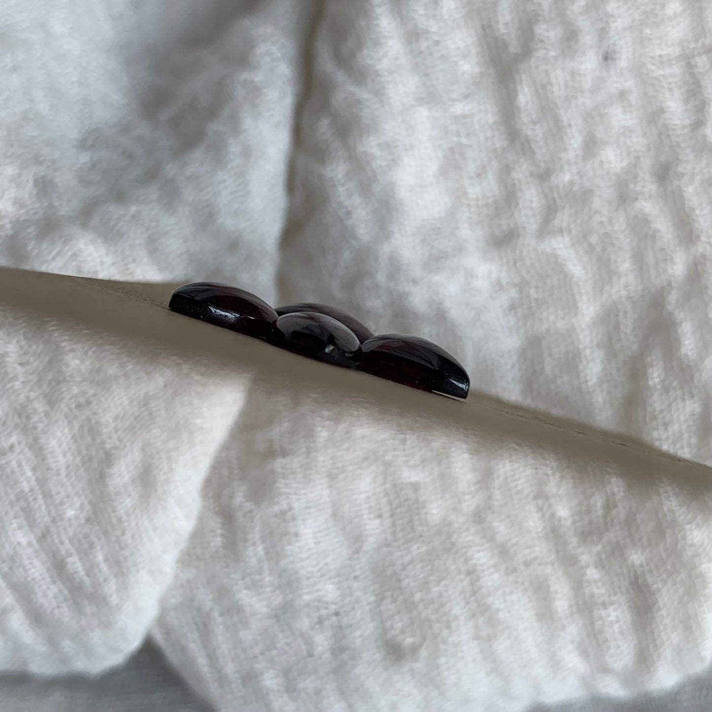 Garnet Cabochon - G06