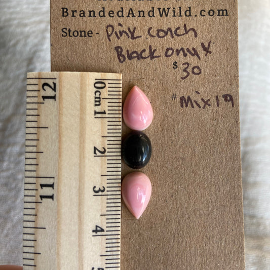 Black Onyx /Pink Conch Cabochon - MIX19