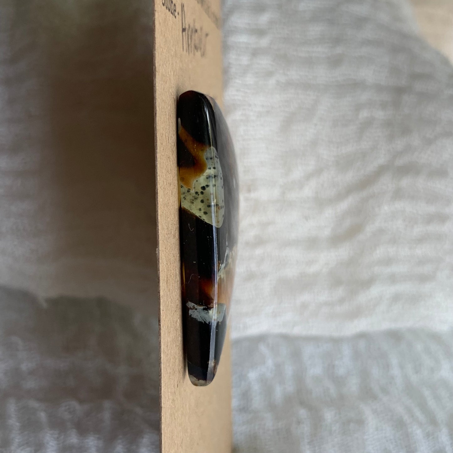 Amber Cabochon AM42