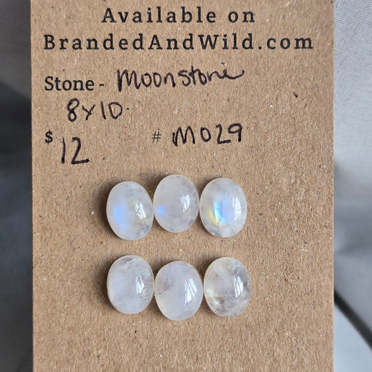 Moonstone Cabochon (8x10) - M029