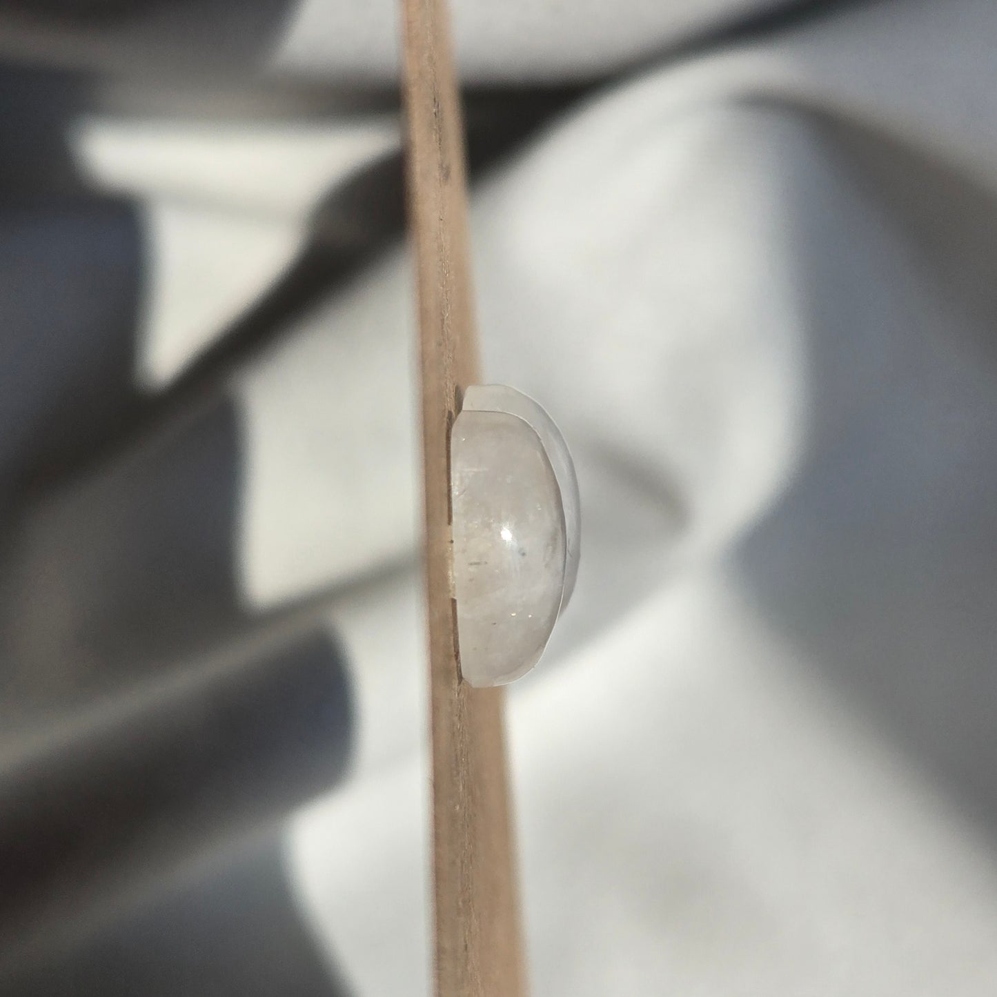 Moonstone Cabochon 8x10mm - M021