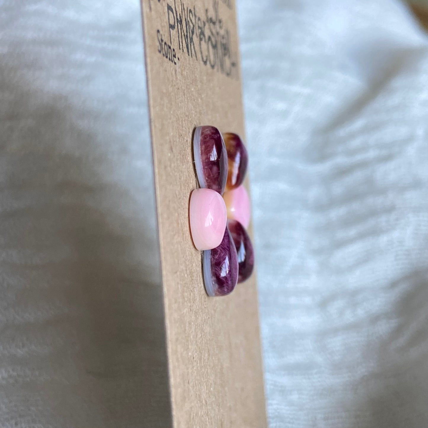 Pink Conch / Oyster Shell Cabochon - P019