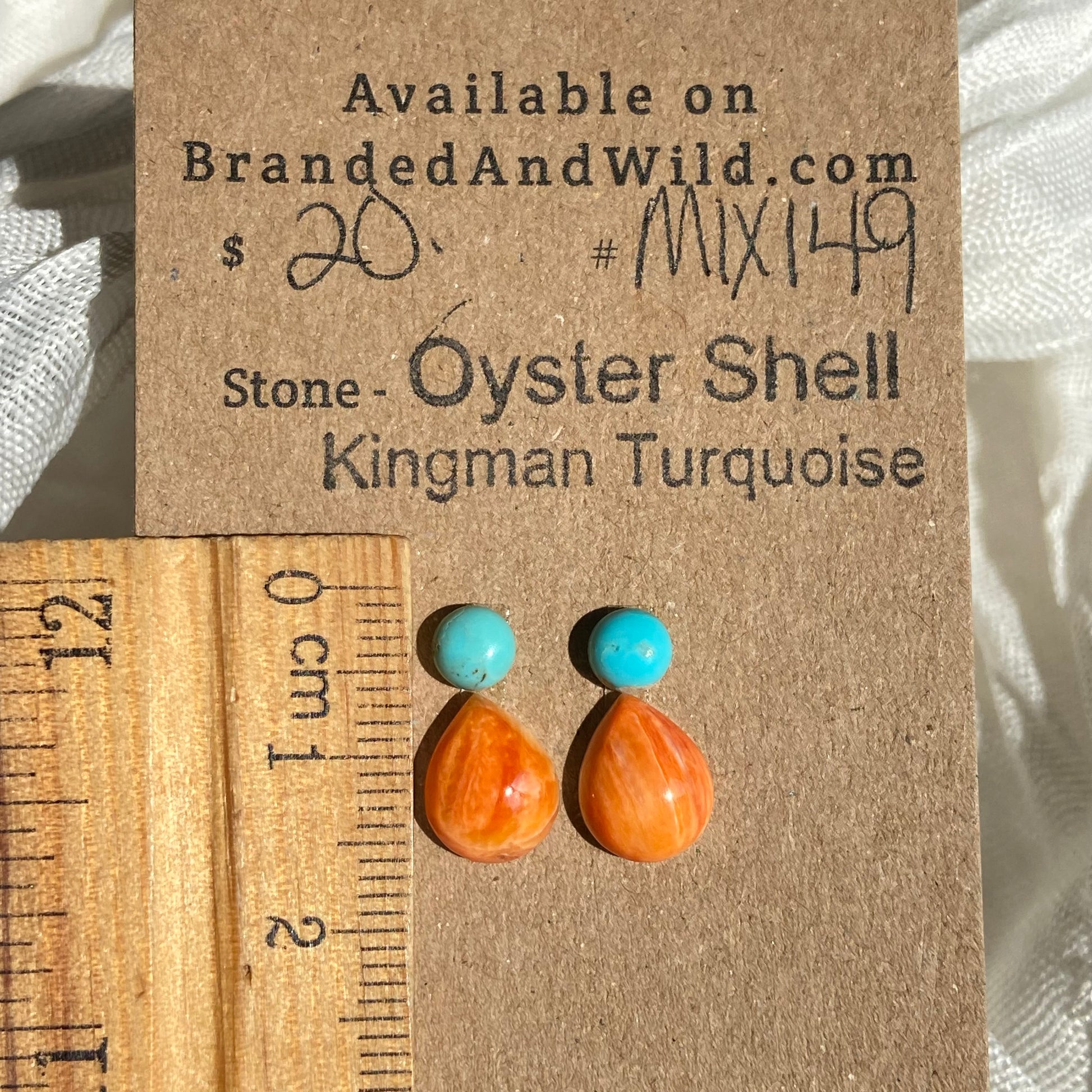 Oystershell / Kingman Turquoise Cabochon - MIX149 227300F2-A5D8-4B3F-9785-20D00AF1F98B Brandedandwild.com
