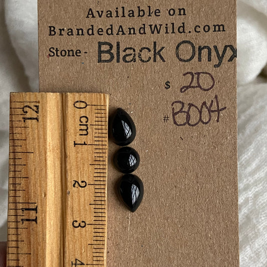 Black Onyx - Cabochon - BO04