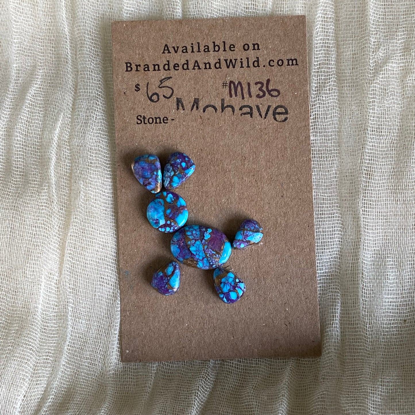 Mohave Cabochon - M136