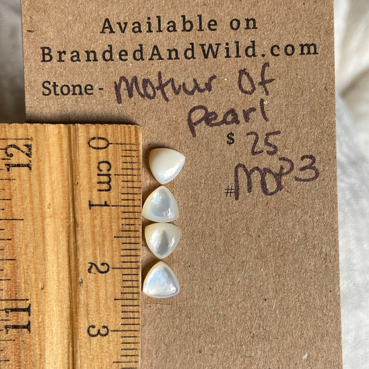Mother of Pearl Cabochon - MOP3