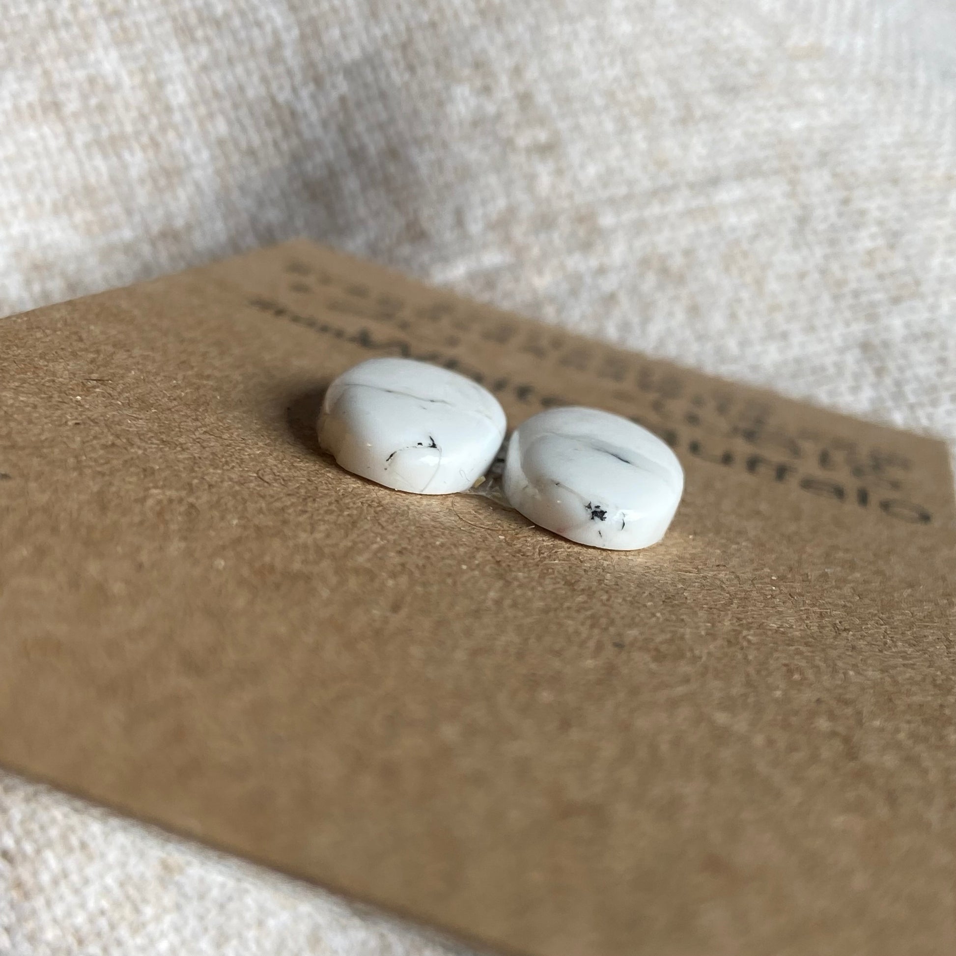 White Buffalo Cabochon - WB18 248329EA-9F3E-4958-A728-867CB76185AA Brandedandwild.com