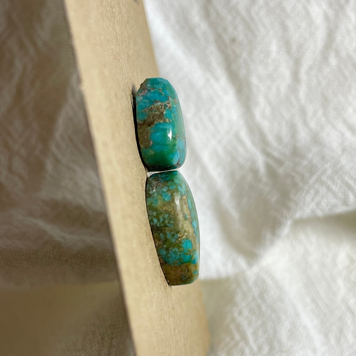 Royston Turquoise Cabochon - R82