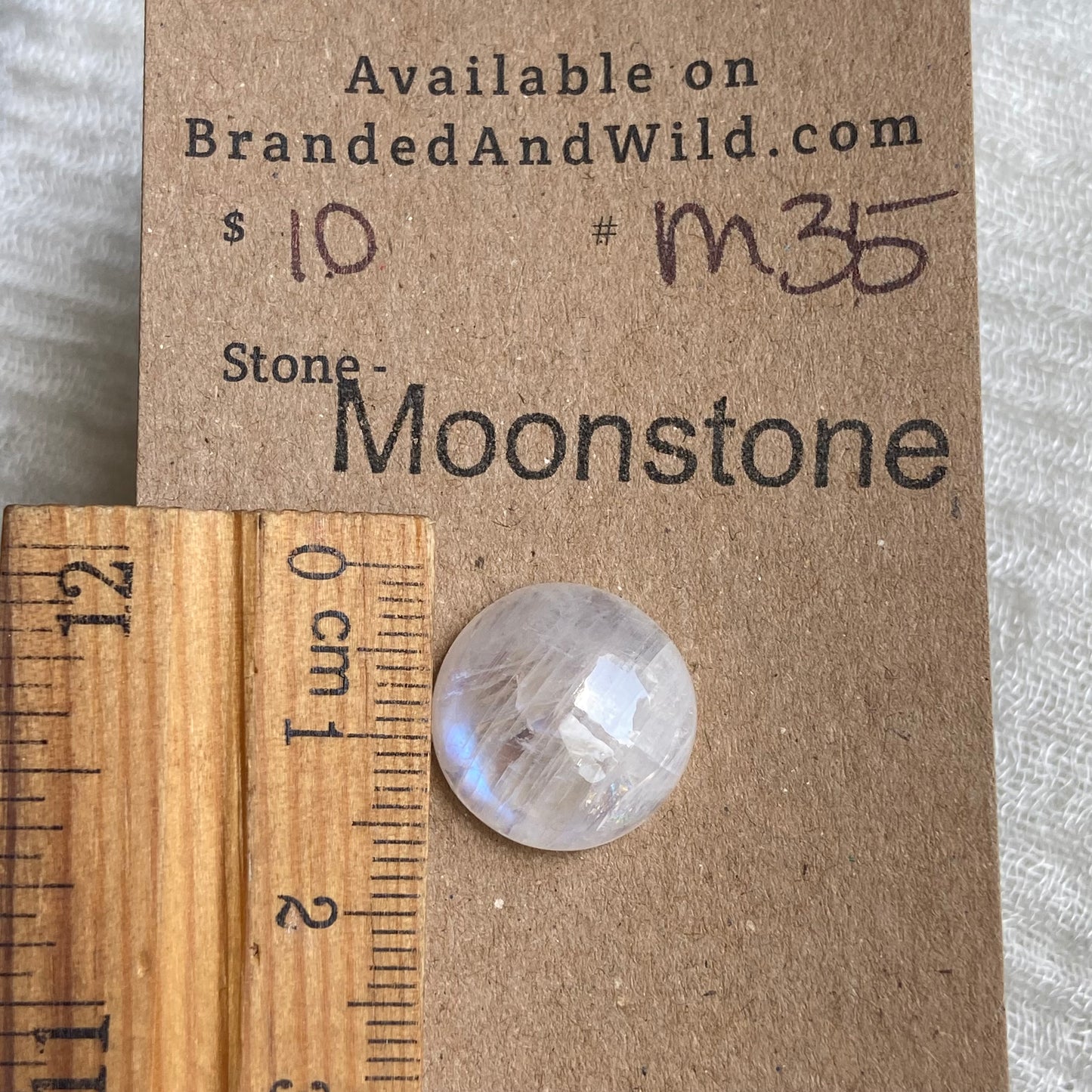 Moonstone Cabochon - M35