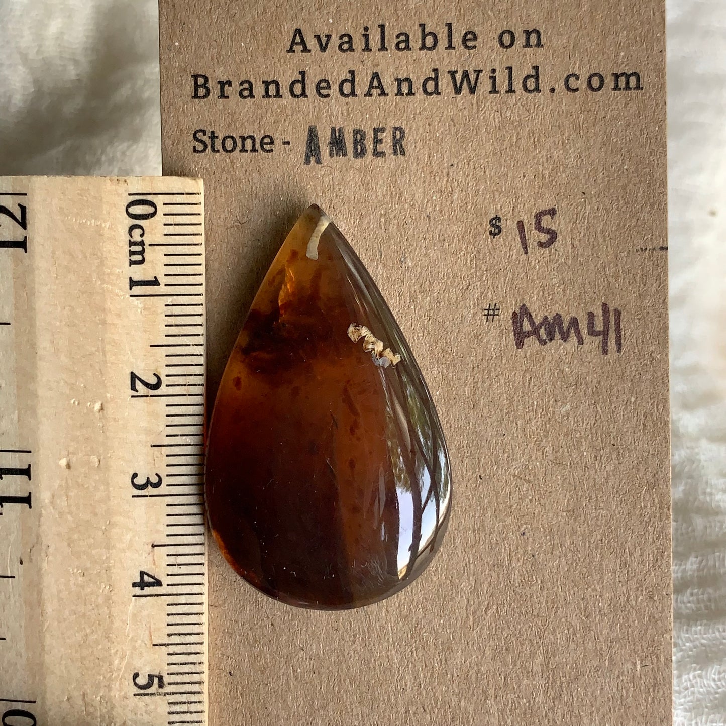 Amber Cabochon AM41