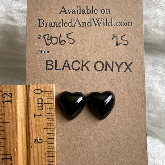 Black Onyx - Cabochon - B065 251449FA-9EB5-4EB6-93F4-8874E466C0DD Brandedandwild.com
