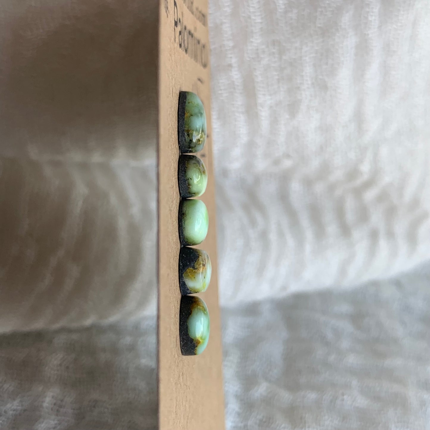 Palomino Cabochon - P047