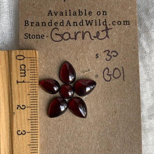 Garnet Cabochon - G01