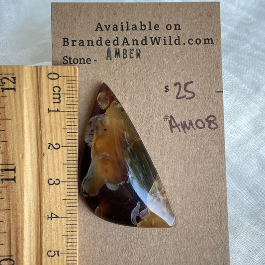 Amber Cabochon AM08