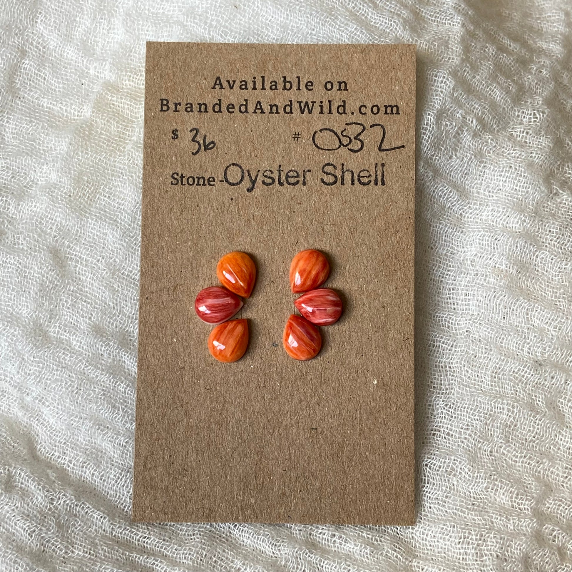 Oystershell Cabochon - OS32 267AC7E6-D5C3-40EE-988C-652531EEF886 Brandedandwild.com