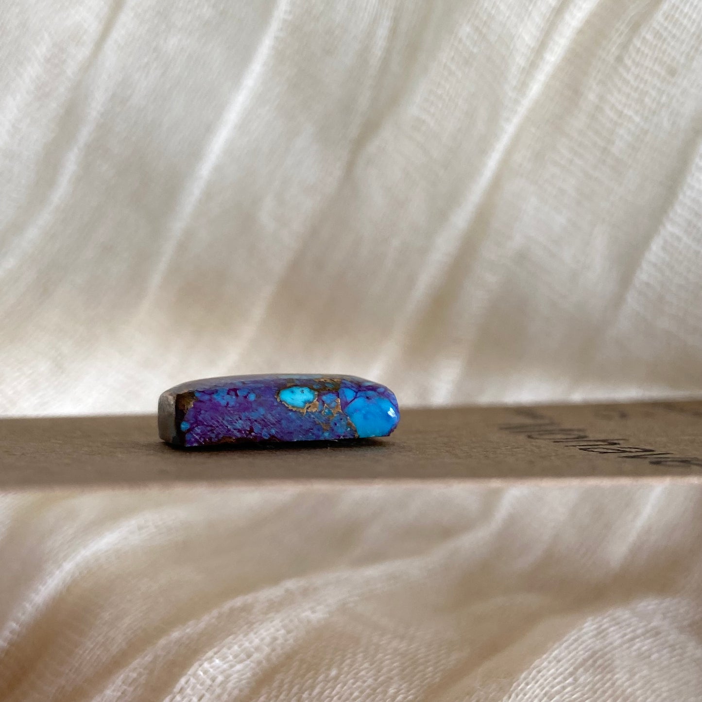 Mohave Cabochon - M136