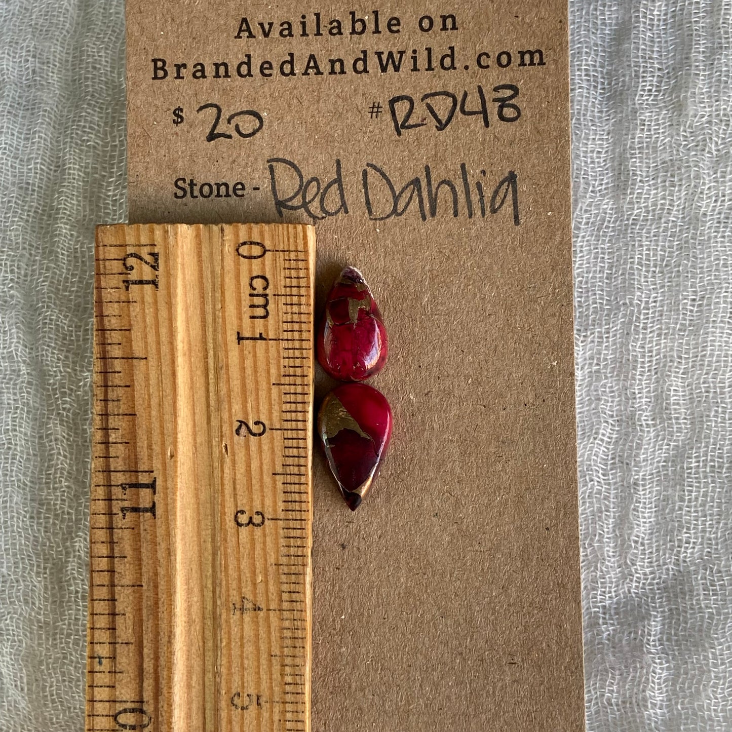Red Dahlia Cabochon - RD48