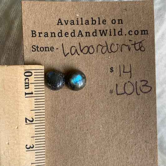 Labradorite Cabochon - L013