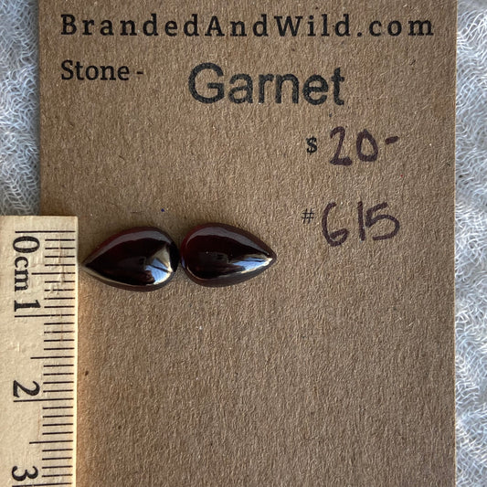 Garnet Cabochon - G15