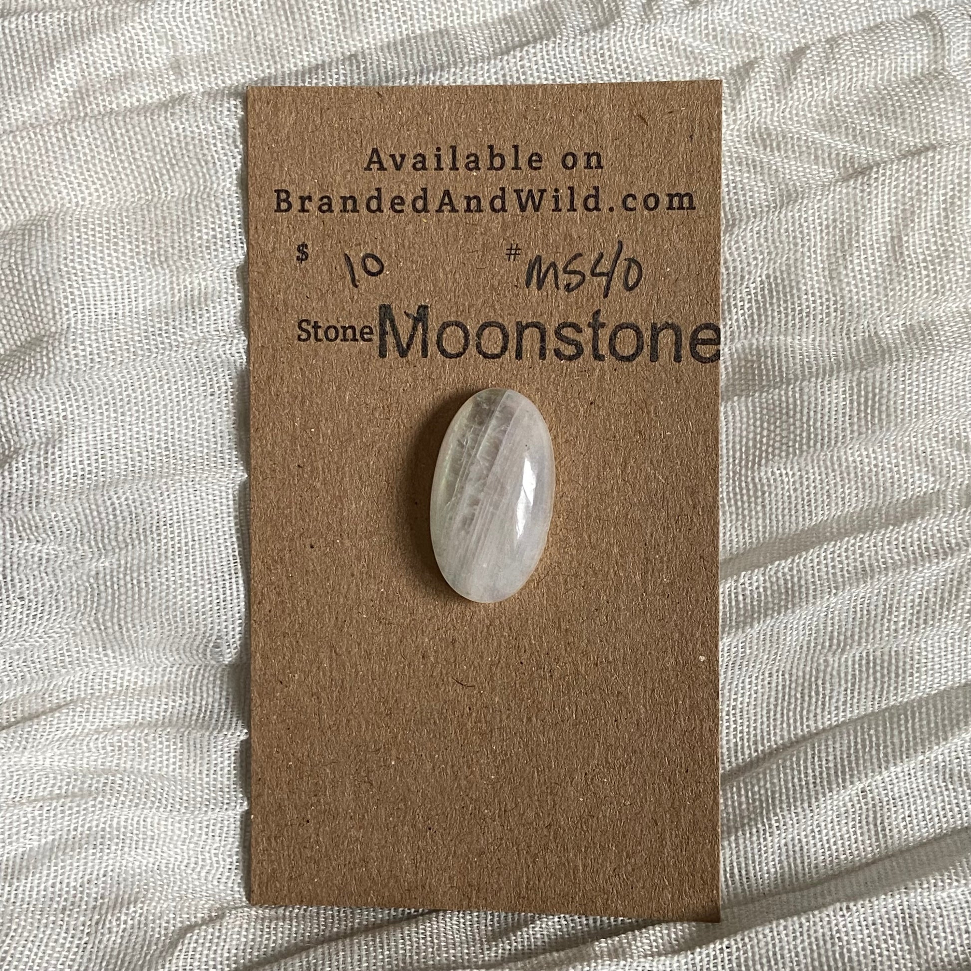 Moonstone cabochon - Ms40 2B7B4AC1-142E-4864-94EC-E74F3D4C1E32 Brandedandwild.com