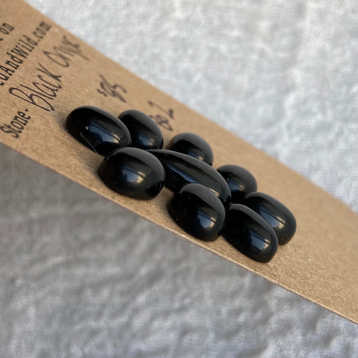 Black Onyx - Cabochon - BO2