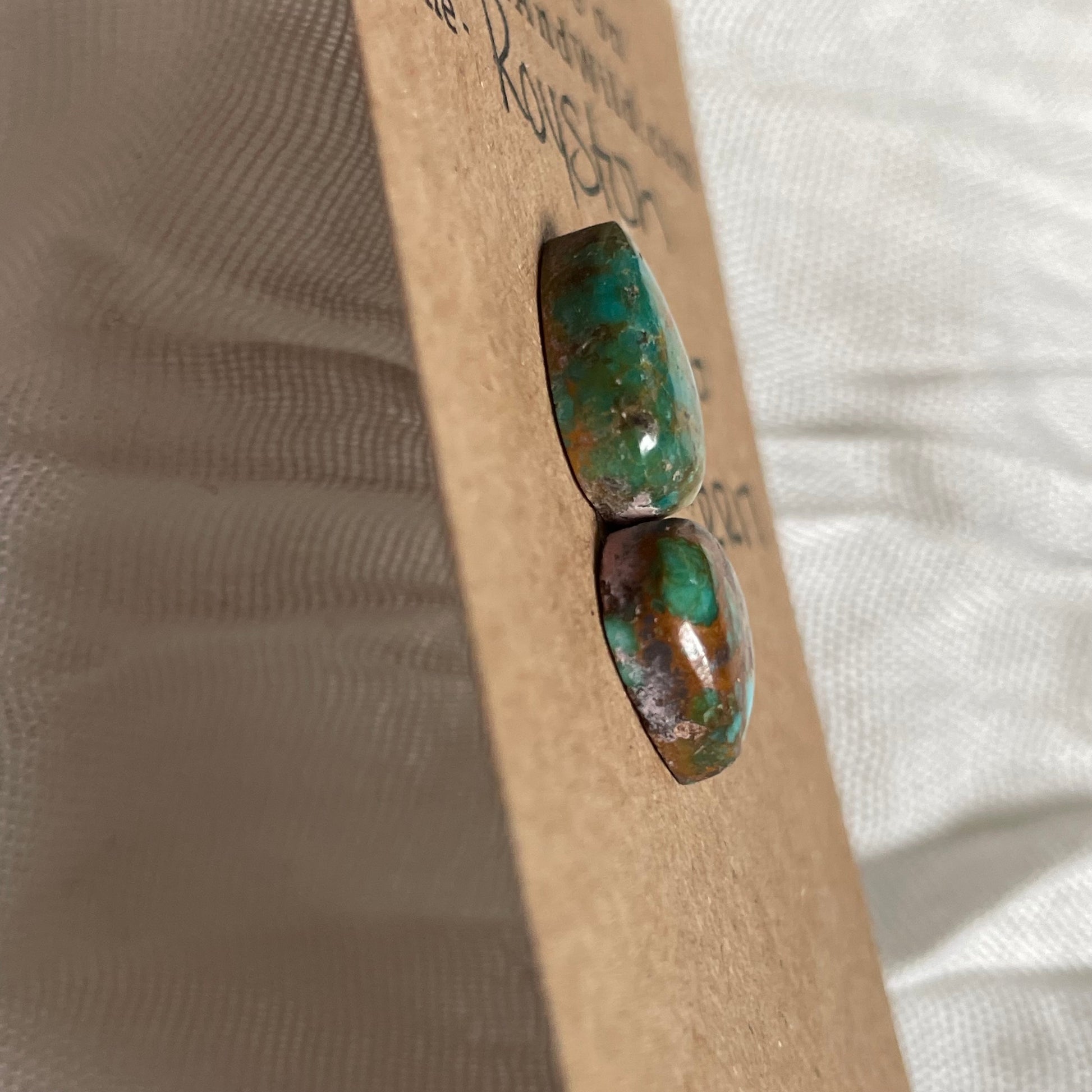 Royston Ribbon Turquoise Cabochon RR17 2CF8C72A-3D47-495D-A82A-F8F5BA16B7C7 Brandedandwild.com