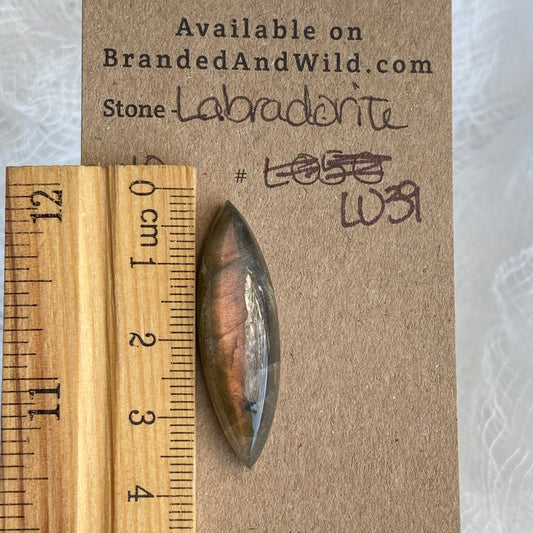 Labradorite Cabochon - L039
