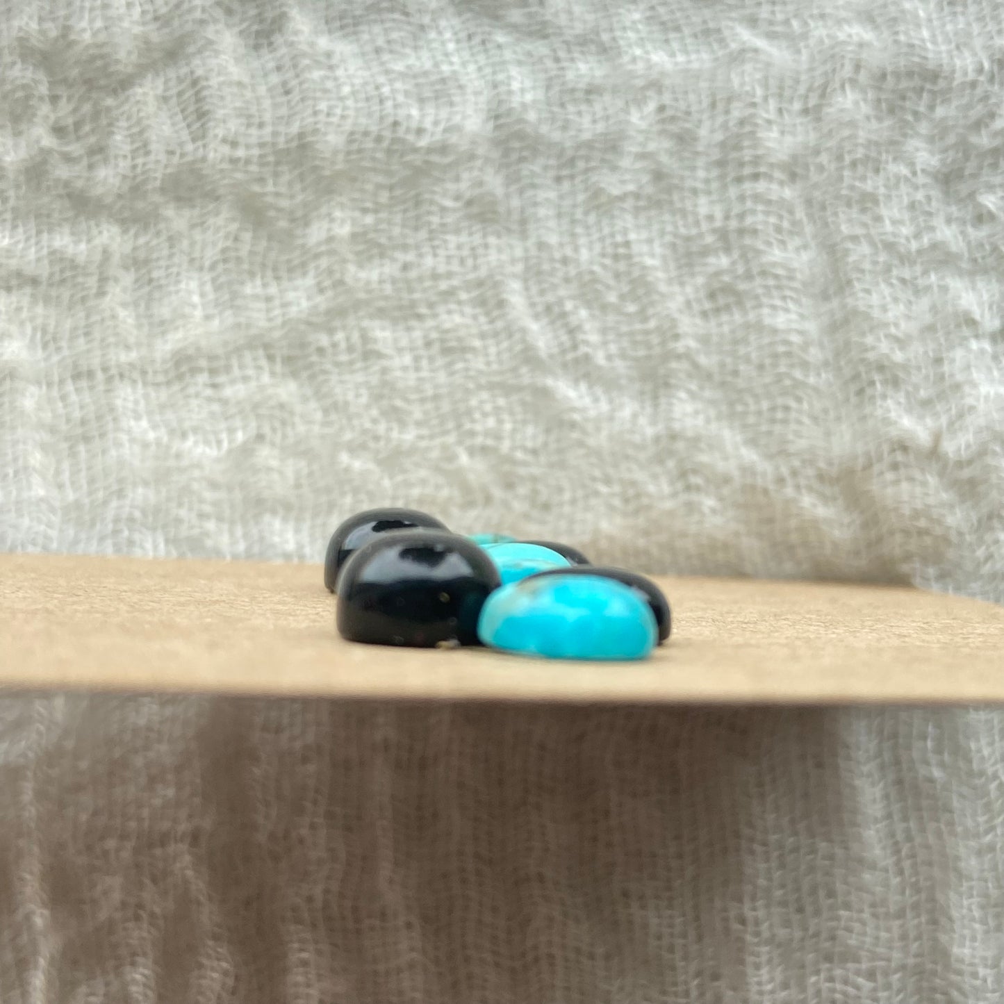 Kingman / Black Onyx Cabochon - Mix70