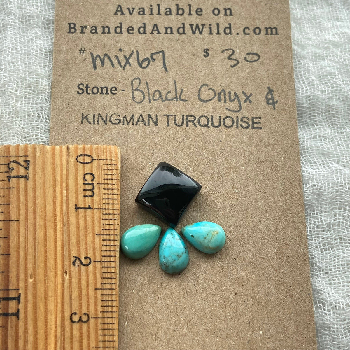 Kingman / Black Onyx Cabochon - MIX67