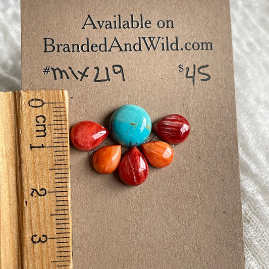 Kingman Mix Cabochon - MIX219 30F66502-096E-44A8-A23E-24D1737AEE93 Brandedandwild.com