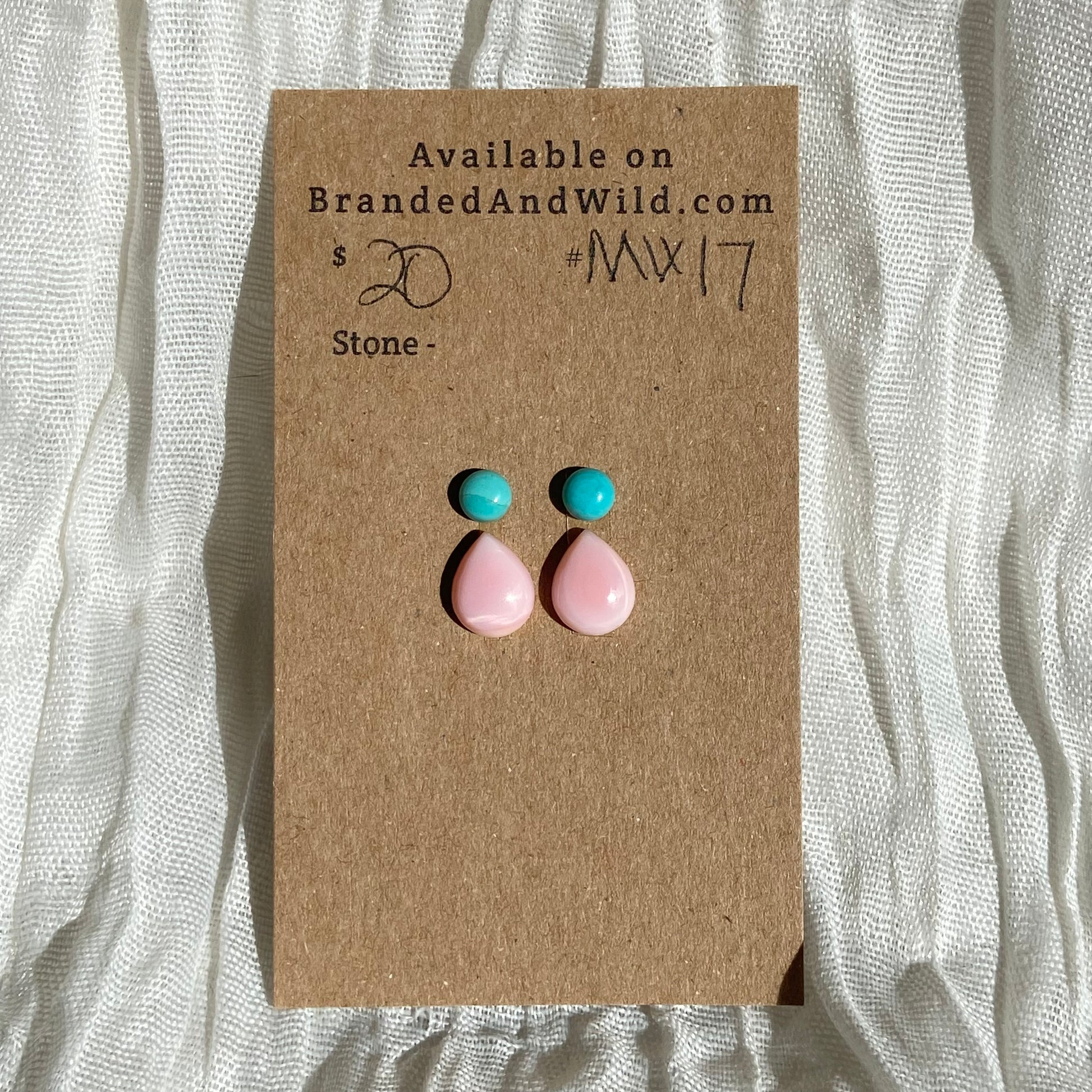 Pink Conch / Kingman Turquoise Cabochon - MIX17 31B20089-8B13-466F-B3A9-C4BAB9220D4B Brandedandwild.com