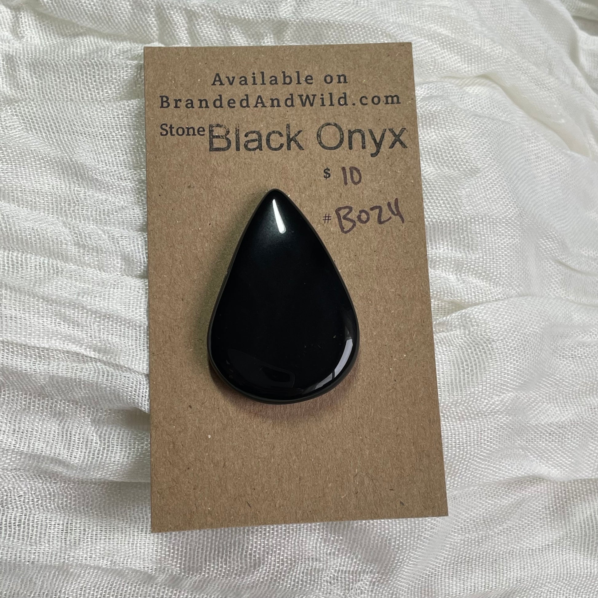 Black Onyx - Cabochon - B024 35928F49-BD92-4E9D-9C2E-03DB3C707910 Brandedandwild.com