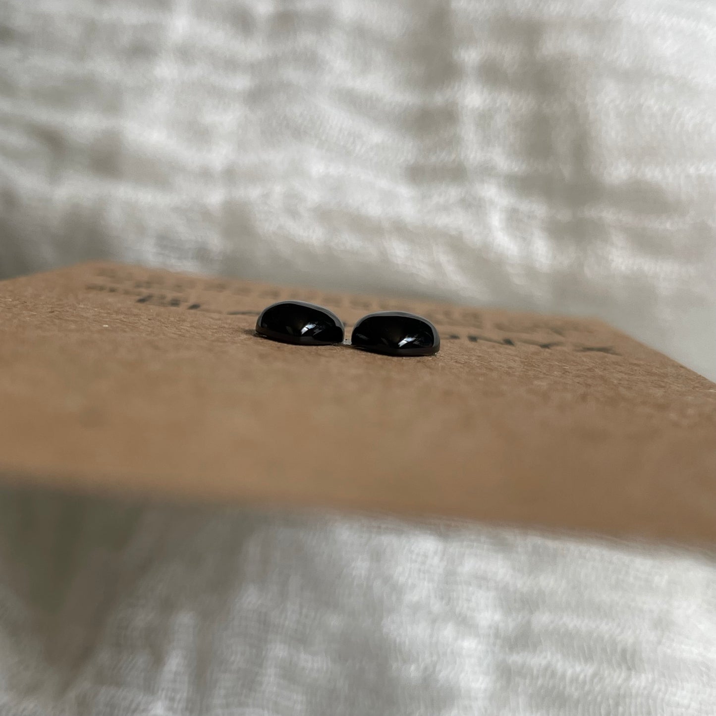 Black Onyx - Cabochon - BO64