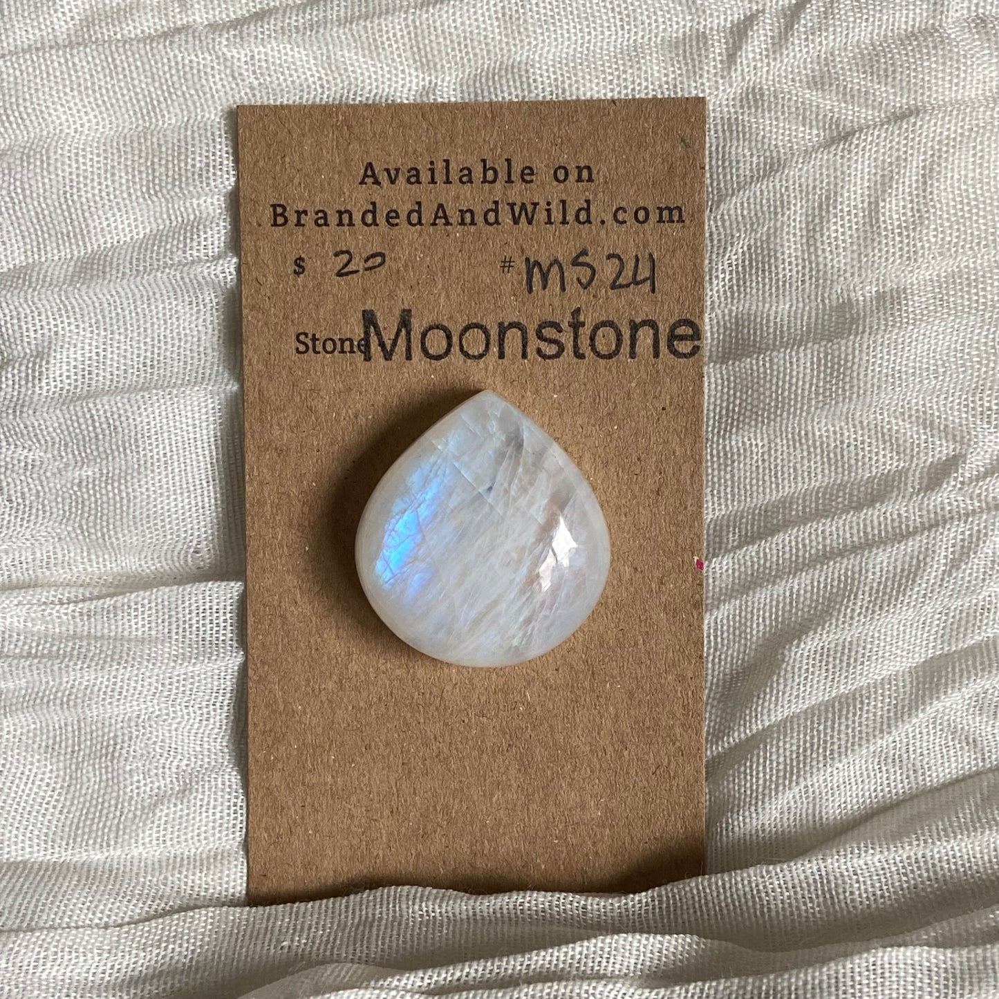 Moonstone cabochon - Ms24 36673323-EFD9-40FB-B076-B2B80ED72534 Brandedandwild.com