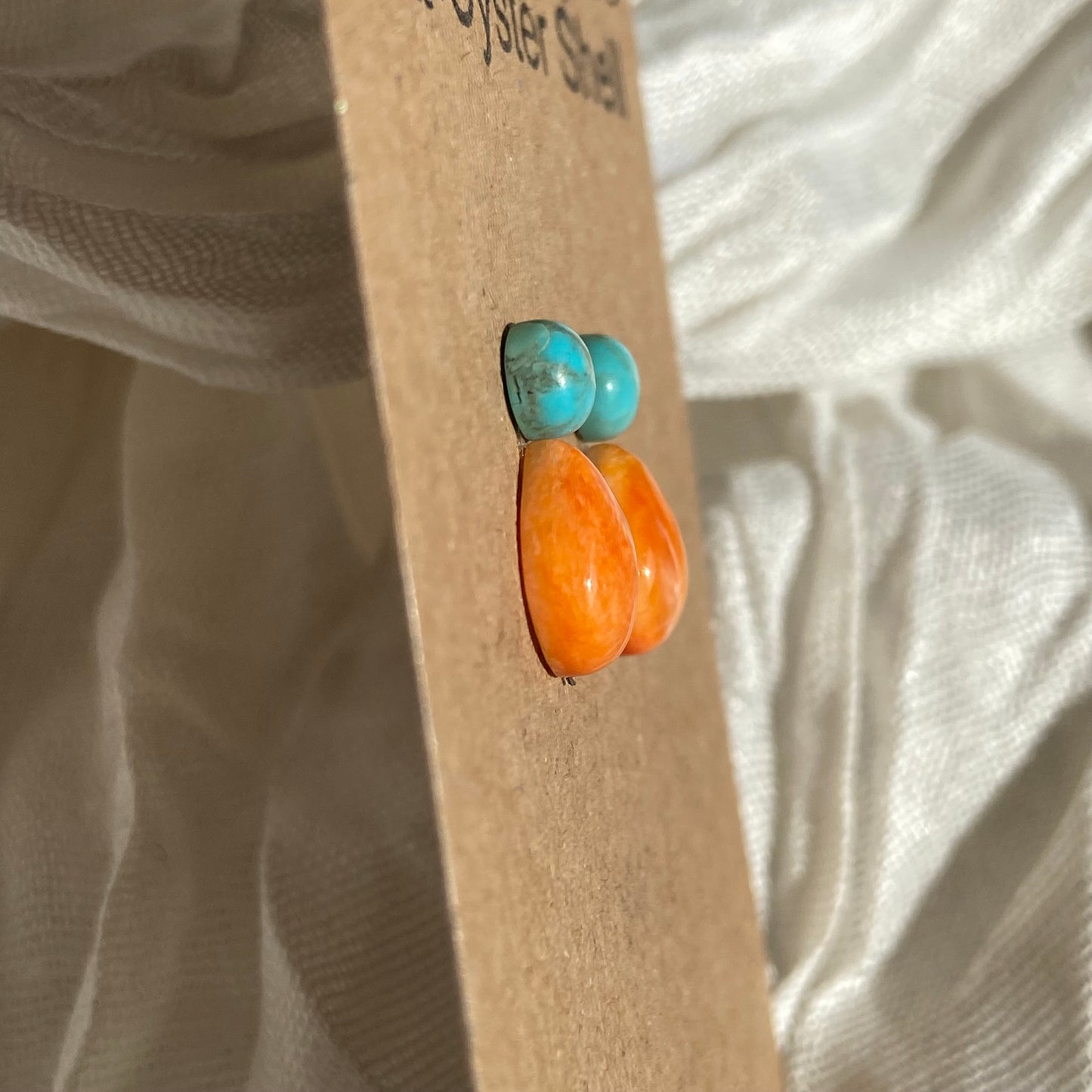 Oystershell / Kingman Turquoise Cabochon - MIX48 3770A00C-6BBB-4654-9B47-5352570AF2CE Brandedandwild.com