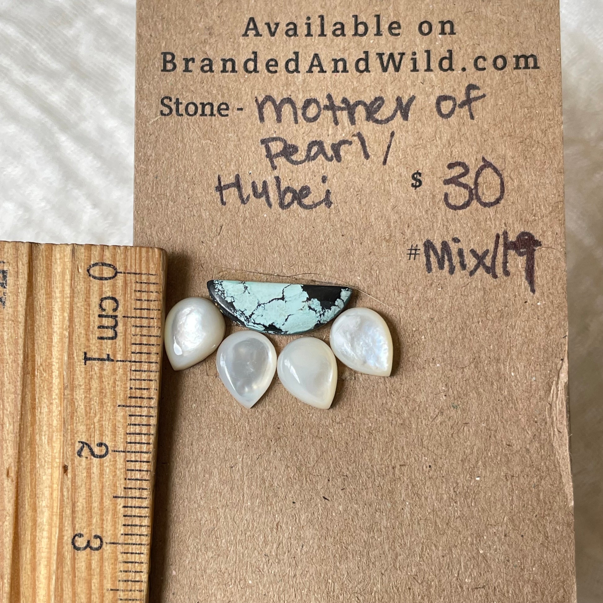 Hubei / Mother of Pearl Cabochon - Mix117 37BCF8A6-2DBF-4990-955A-3F454EADADAB Brandedandwild.com