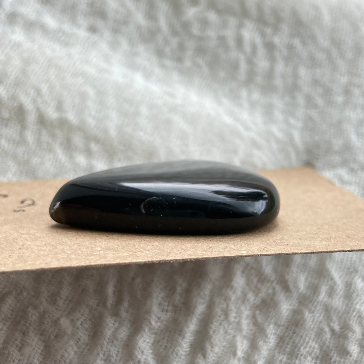 Black Onyx - Cabochon - B56
