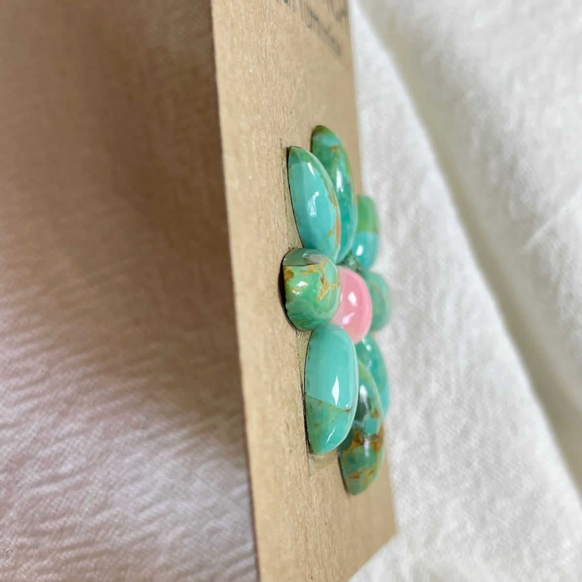 Pink Conch / Kingman Turquoise Cabochon - PK16