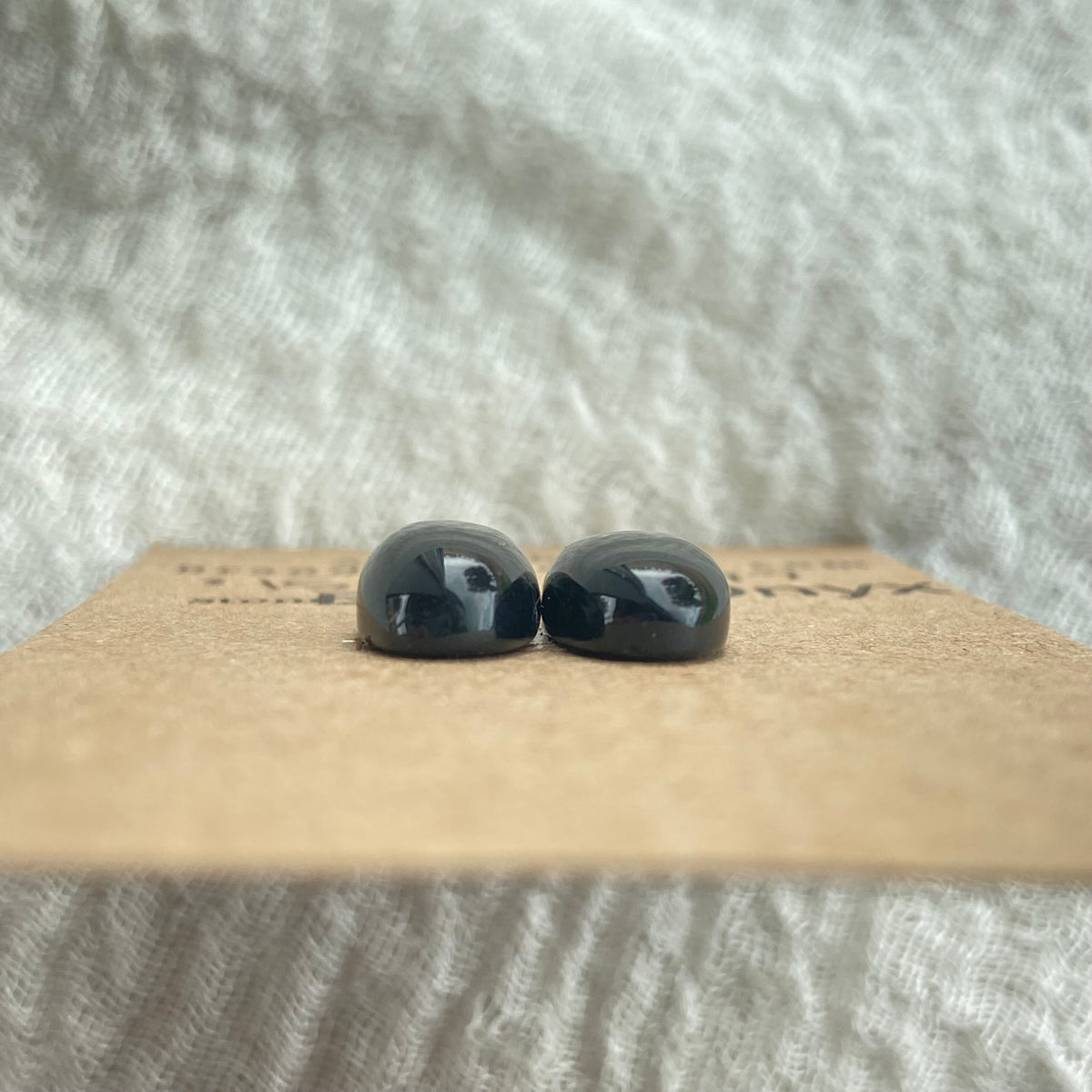 Black Onyx - Cabochon - B97