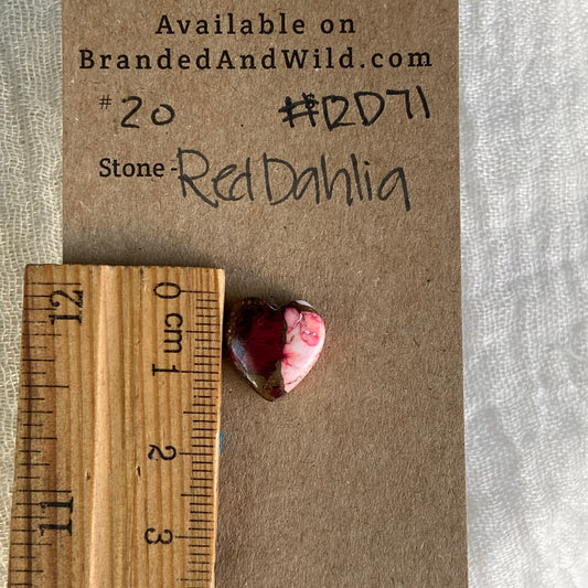 Red Dahlia Cabochon - RD71