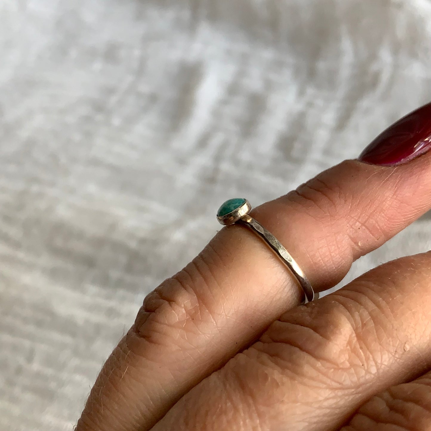 Sterling Silver Ring - R21  Size - 4.5