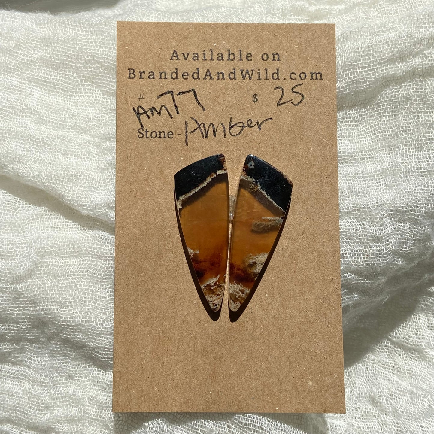Amber Cabochon AM77