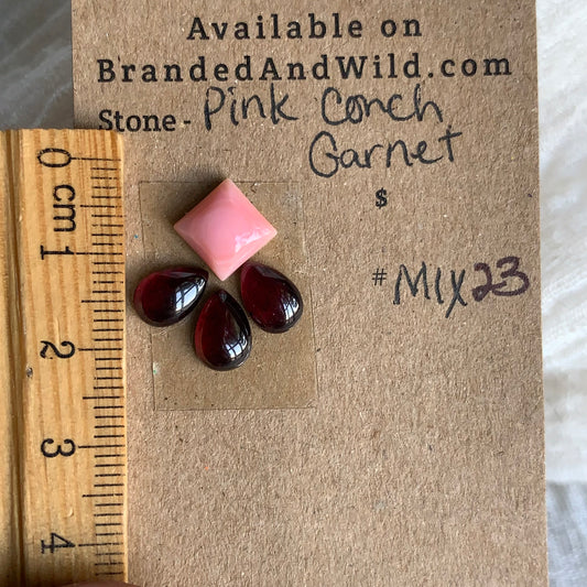 Pink Conch / Garnet Cabochon - Mix23