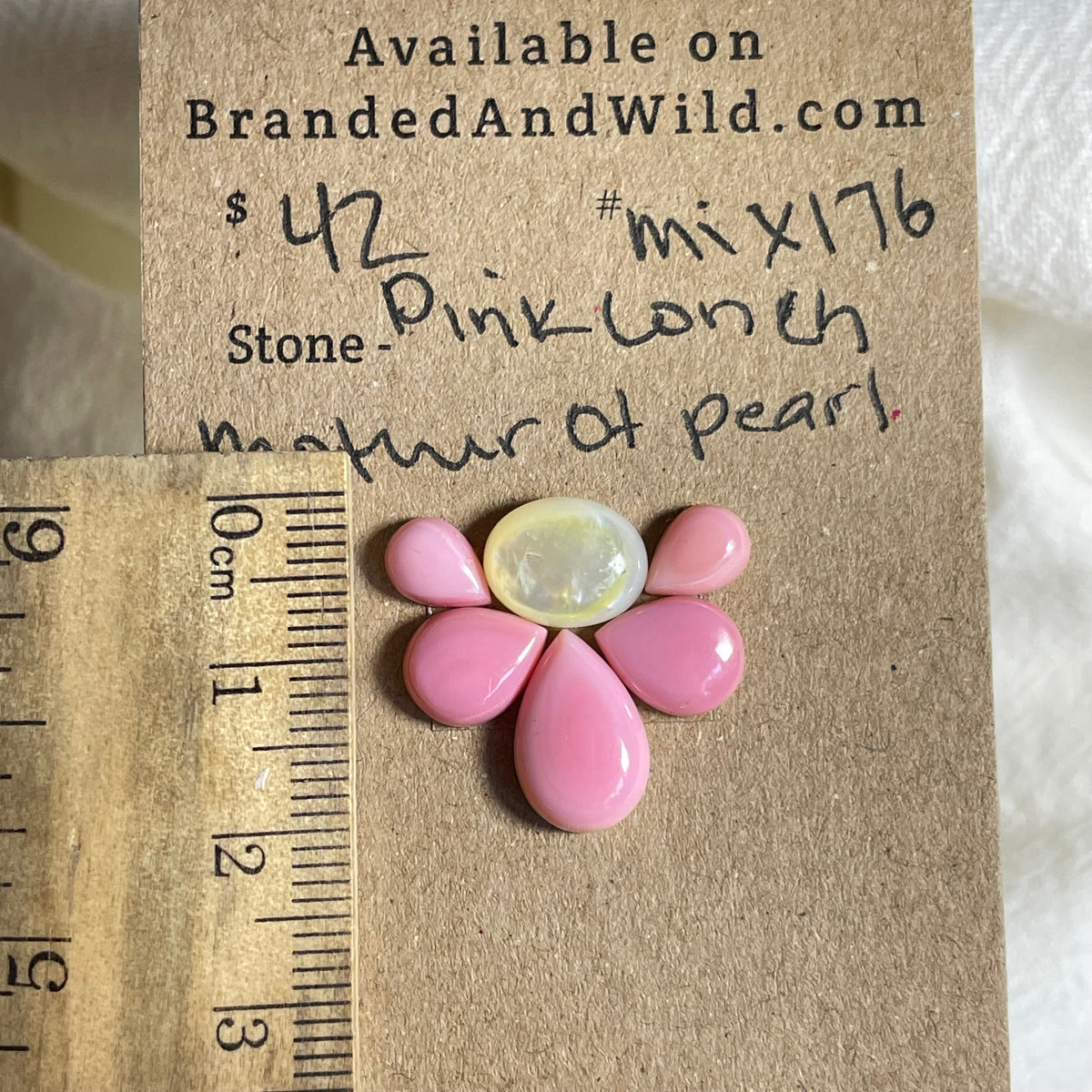 Pink Conch / Kingman Turquoise Cabochon - MIX176