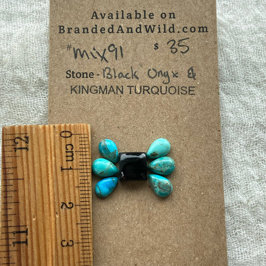 Kingman / Black Onyx Cabochon - Mix91