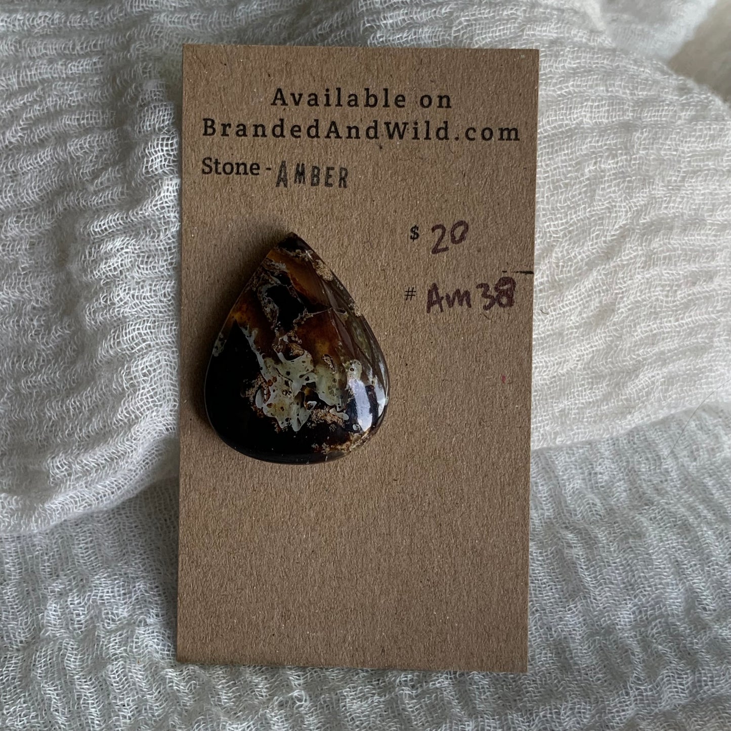 Amber Cabochon AM38