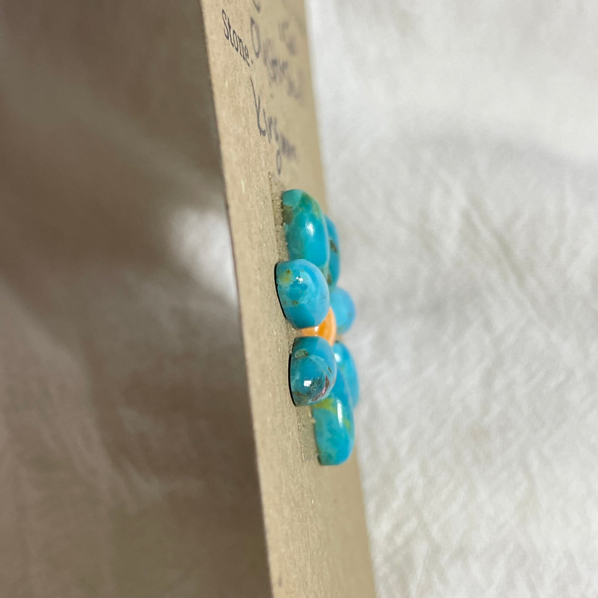 Kingman Turquoise / Oyster Shell Cabochon - KO05
