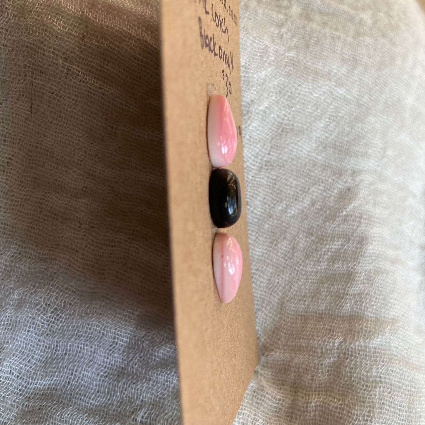 Black Onyx /Pink Conch Cabochon - MIX19