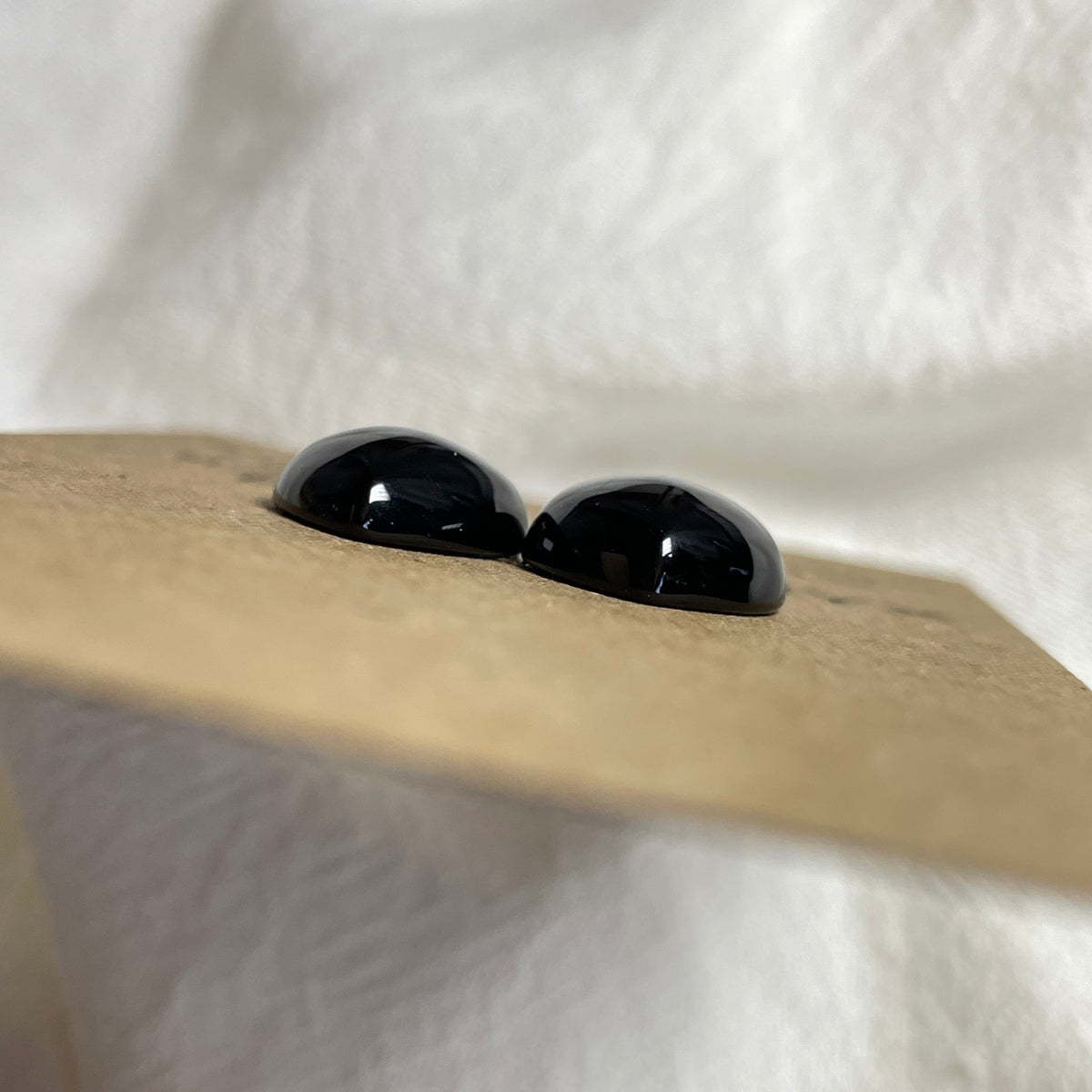 Black Onyx - Cabochon - B095 4006E511-06FB-48D5-8F0B-F1FEE7FBBC81 Brandedandwild.com