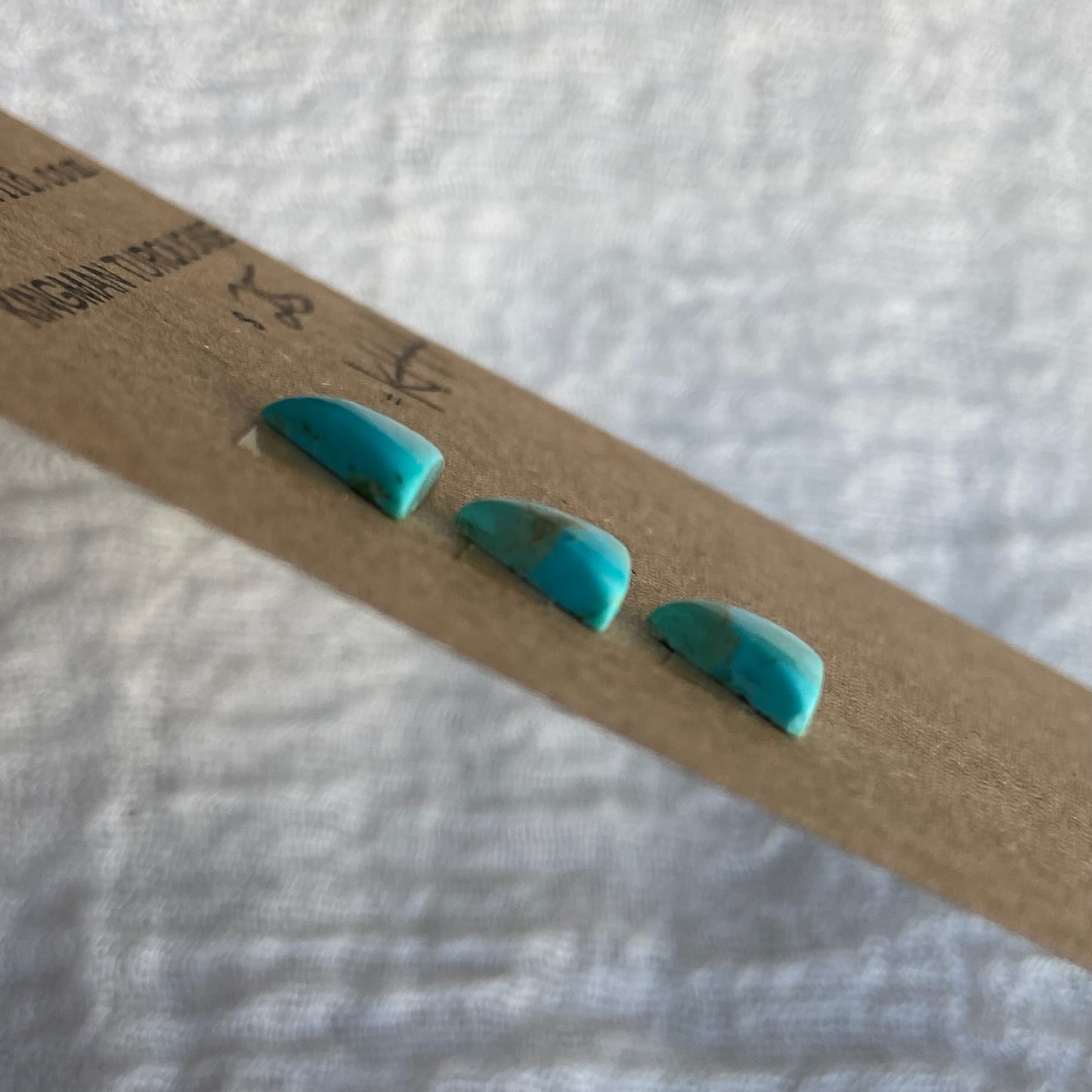 Kingman Cabochon - KT44